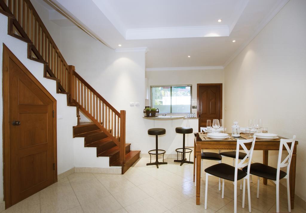 Ashford Villas Cosy Beach Pattaya Exterior foto