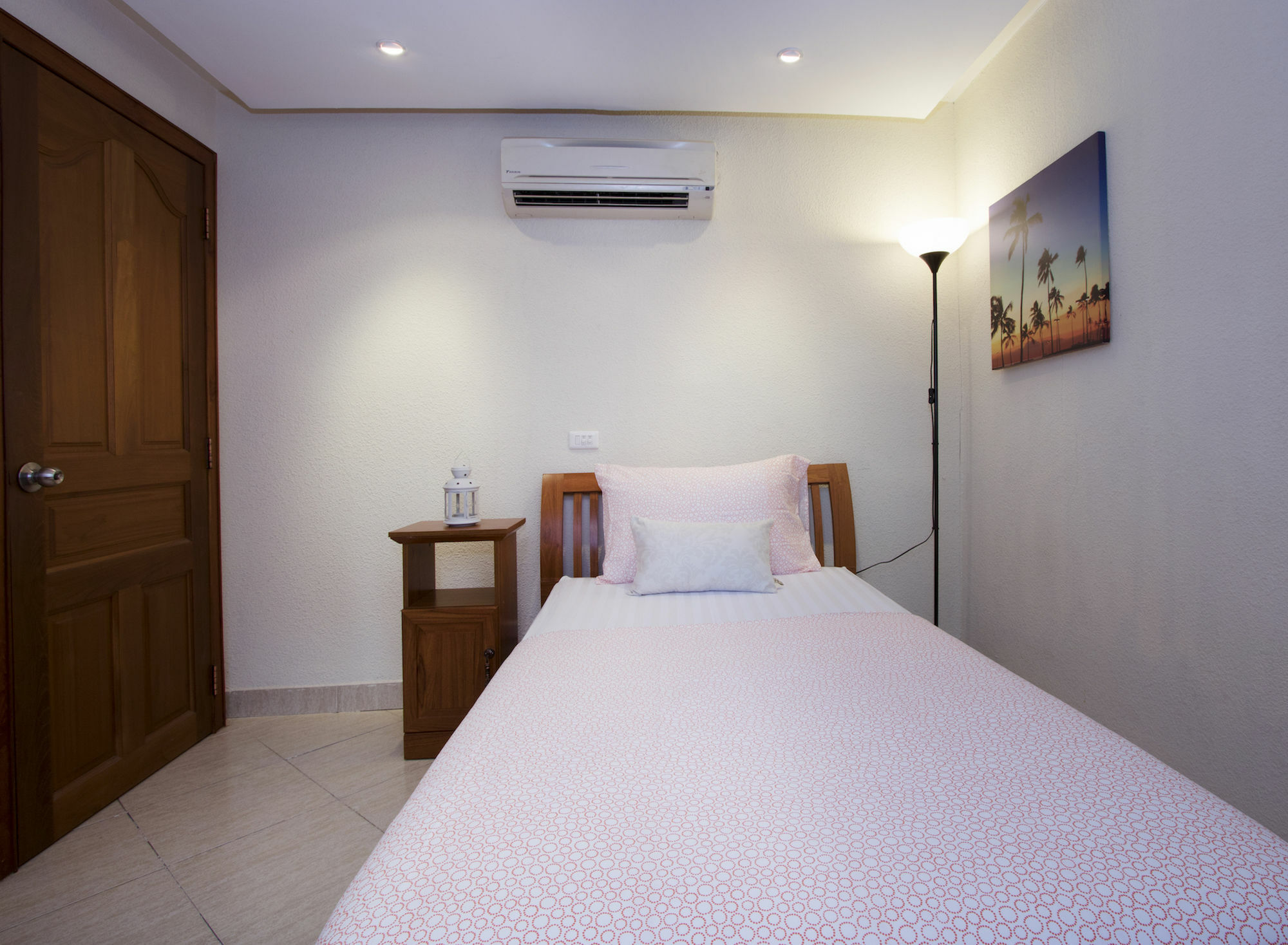Ashford Villas Cosy Beach Pattaya Exterior foto