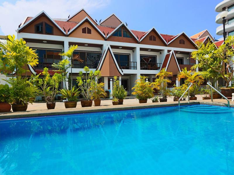 Ashford Villas Cosy Beach Pattaya Exterior foto